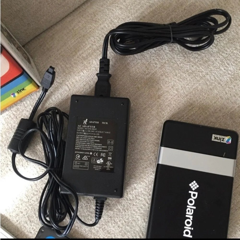 Polaroid PoGo Mobile Printer/Brand New Film Pack